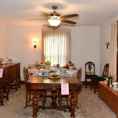 211 dining room