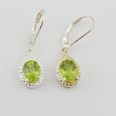2.7cttw Peridot Dangle Earrings 