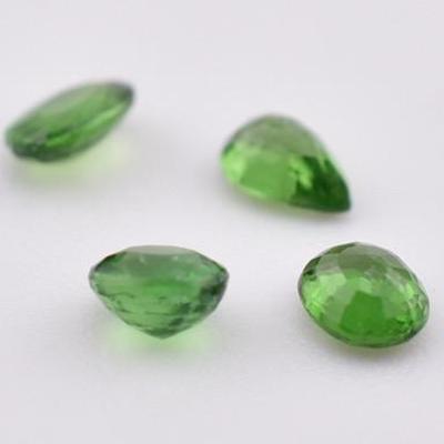 1 TCW Natural Unheated Green Tsavorite Garnet Parcel - SI1 -> VS