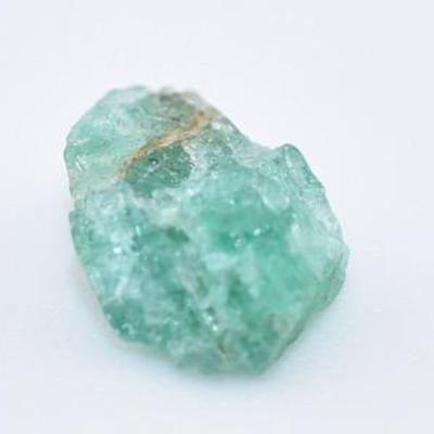 0.8 Carat Natural Unheated Rough Colombian Emerald