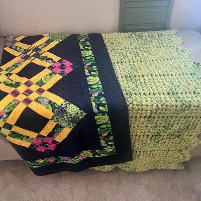 Crochet Blanket Green, Handmade Quilt Lilypads Tropical Flowers 