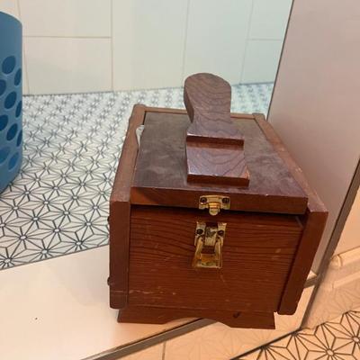 Shoe shine 