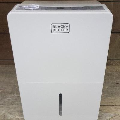Black & Decker Dehumidifier (WS)