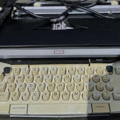 Lot 114: Sears Typewriter