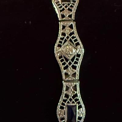 Lot 502: White Gold Bracelet (8.3g) With Diamonds And Sapphires