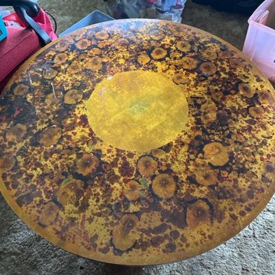 Lot 525: Mid-Century Modern Round Coffee Table – 48” Resin Top
