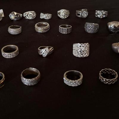 Lot 406: Lot of 24 Costume Jewelry Rings – Mixed Styles