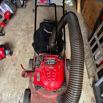 Lot 271: Troy Bilt Chipper/Shredder/Vac
