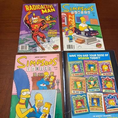 Lot 214: Simpson Comics