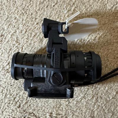 Lot 289: PVS-14! Style Monocular Night Vision Device
