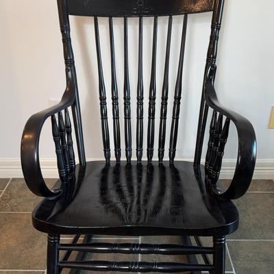 Vintage Style Rocking Chair