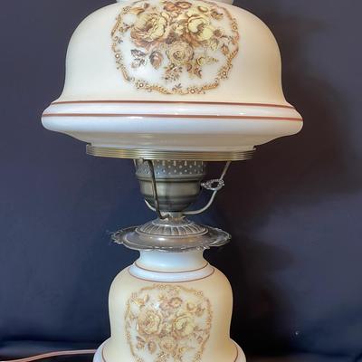 Vintage Quoizel Hurricane Lamp