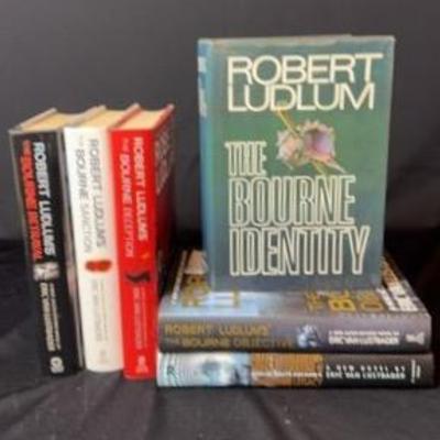 Robert Ludlum Book Collection 