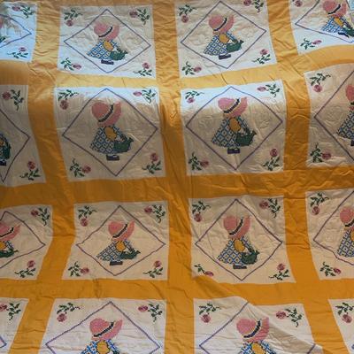 Handmade Quilt in Yellow/Cream