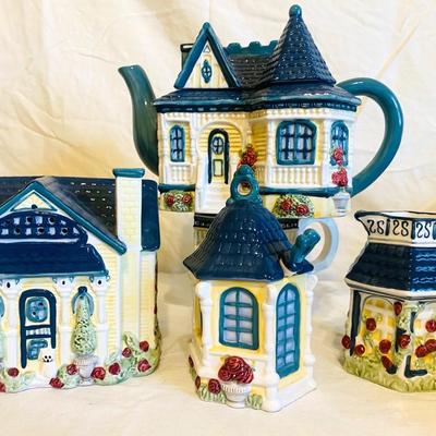 1998 Cracker Barrel Victorian House Collection 