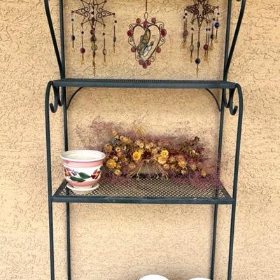 Metal Mesh Plant Stand With 3 Pots