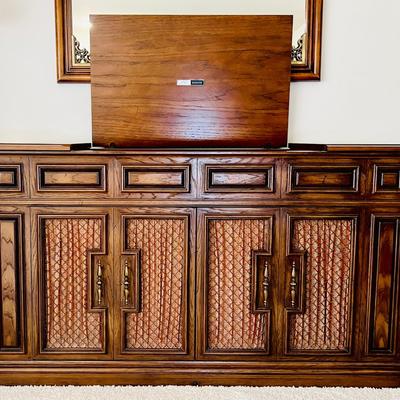 Zenith Allegro Solid State Stereo System/Cabinet