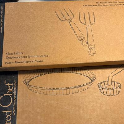 Pampered Chef Meat Lifters, Tart/Quiche Pan-NIB