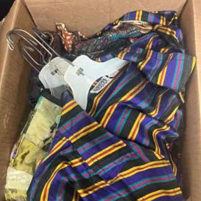 Sr1015 vintage chicos tops mystery lot