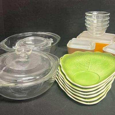 Sr1021 vintage pyrex with lids