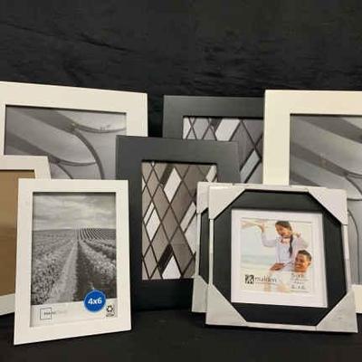 Ct508 black and white picture frames