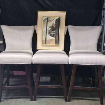 Sr1014 barstools and art