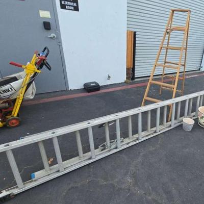 Ct561 metal extension lasder wood ladder