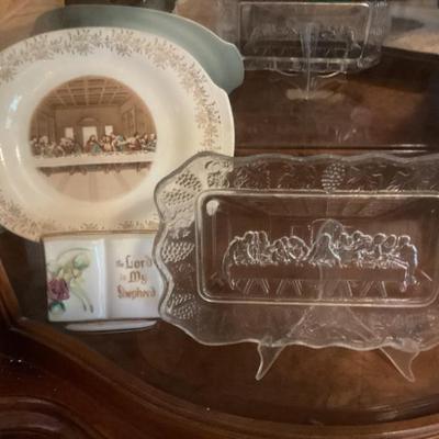 Sale Photo Thumbnail #144: Decorative plates