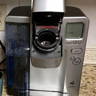 Sale Photo Thumbnail #298: Cuisinart ss 700 single serve brewing system