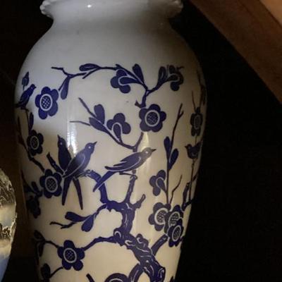 Sale Photo Thumbnail #130: Blue and white porcelain vase Chinoiserie style