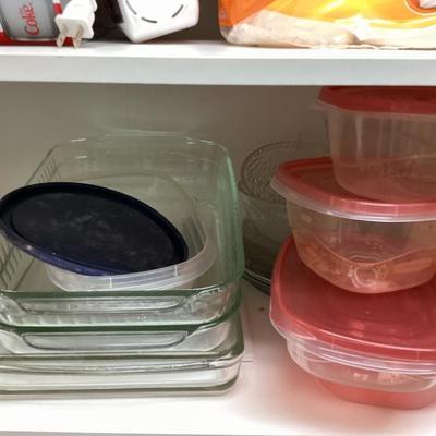 Sale Photo Thumbnail #314: Pyrex and storage containers