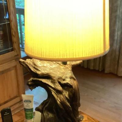 Driftwood lamp 