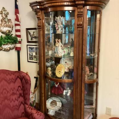 Sale Photo Thumbnail #282: Pulaski curio cabinet