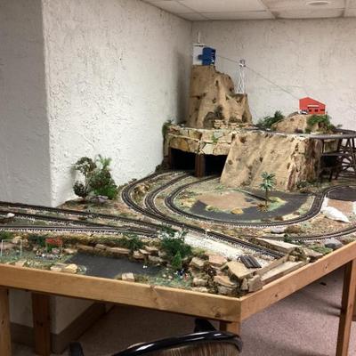 Sale Photo Thumbnail #48: Train tables 2
