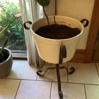 Sale Photo Thumbnail #87: Large planter pot and stand