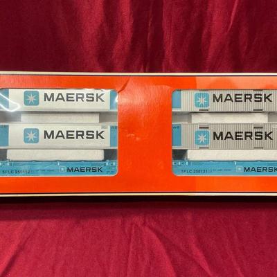 Lionel Maersk Maxi Stack Train Set