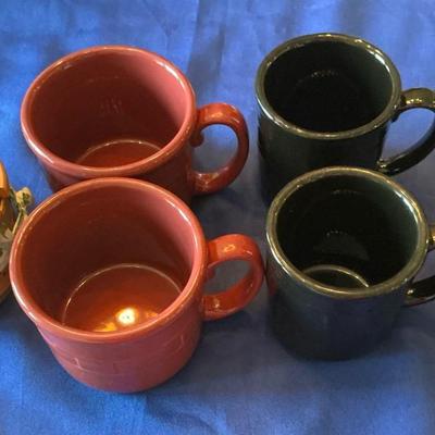 Longaberger Ebony Coffee Mugs, 2 Souper Mugs And St Patrick’s Day Basket 