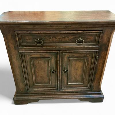 Seven Seas by Hooker Furniture Console Cabinet 