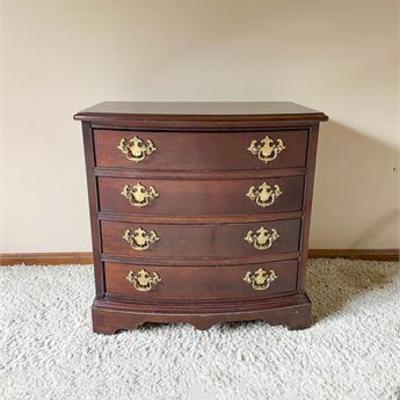 4 Drawer Nightstand .jpg