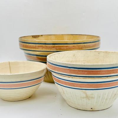 (3) Ceramic Nesting Bowls or Planters 
