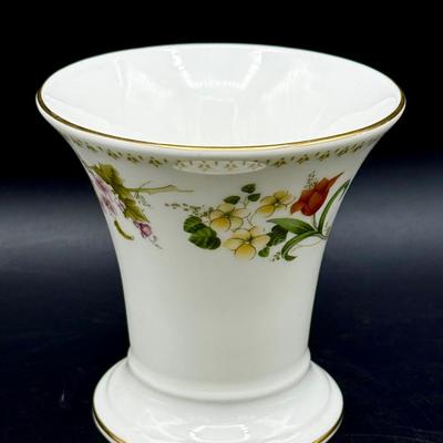 Wedgwood Mirabelle vase