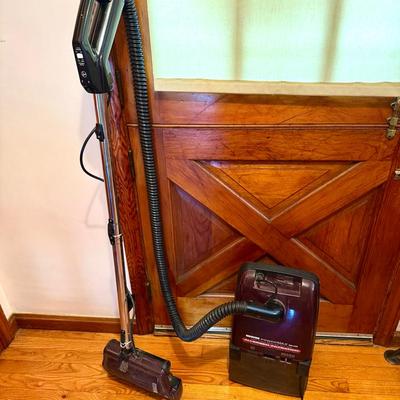 Hoover Power Max Vacuum