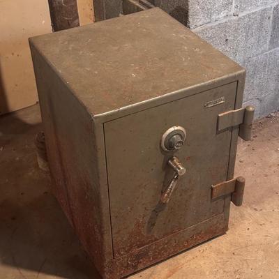 Sargent & Greenleaf Inc Insulated Safe