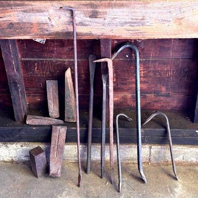 Crowbars And Metal Wedges 