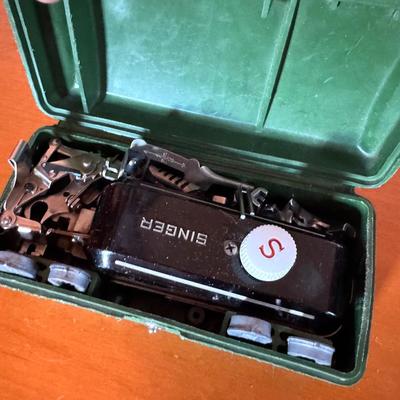 Singer Portable Sewing Machine 