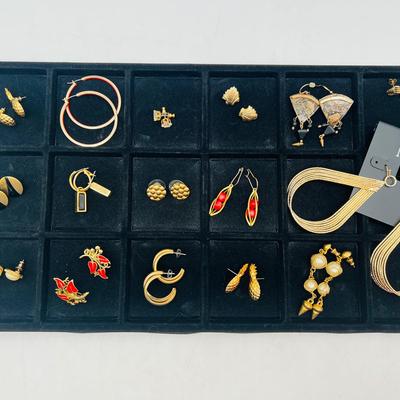 (16) Pairs of Gold Tone Costume Jewelry Earrings