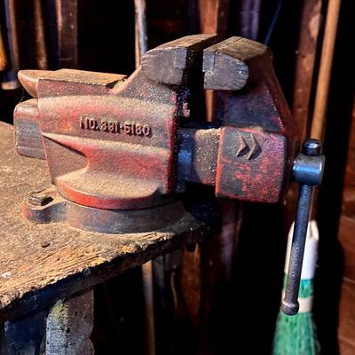 Craftsman Bench Vice 