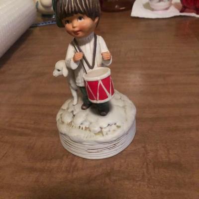 Sale Photo Thumbnail #41: Moppets 1978 Fran Mar ceramic music box
