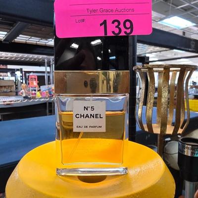 Sale Photo Thumbnail #193