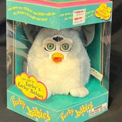 1999 Tiger Electronics Furby Baby – Model 70-940 (Light Blue/White, Green Eyes) – NIB